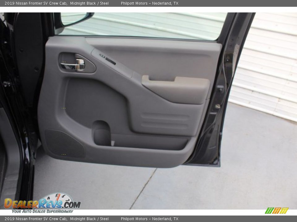2019 Nissan Frontier SV Crew Cab Midnight Black / Steel Photo #26