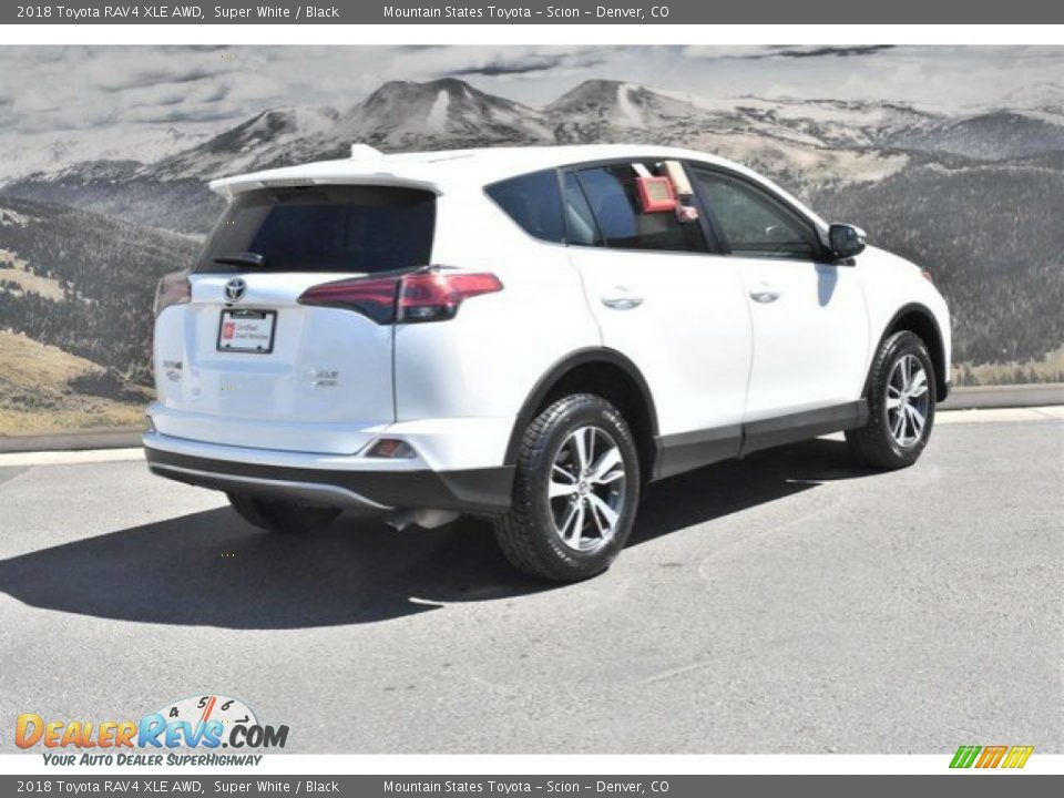2018 Toyota RAV4 XLE AWD Super White / Black Photo #3