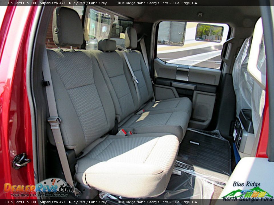 2019 Ford F150 XLT SuperCrew 4x4 Ruby Red / Earth Gray Photo #12