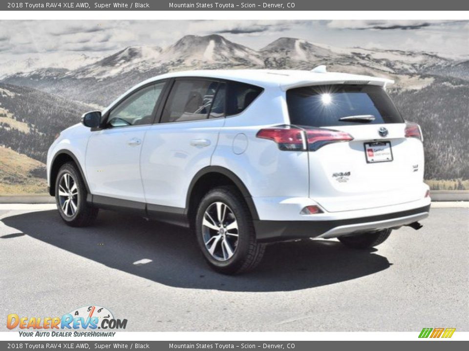 2018 Toyota RAV4 XLE AWD Super White / Black Photo #7