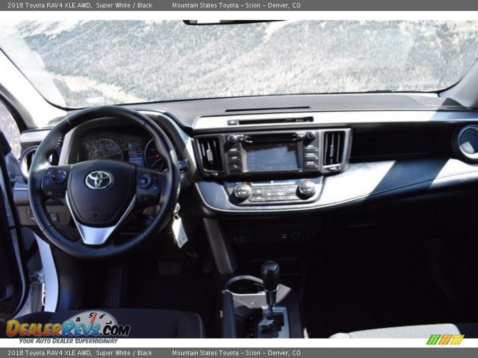 2018 Toyota RAV4 XLE AWD Super White / Black Photo #13