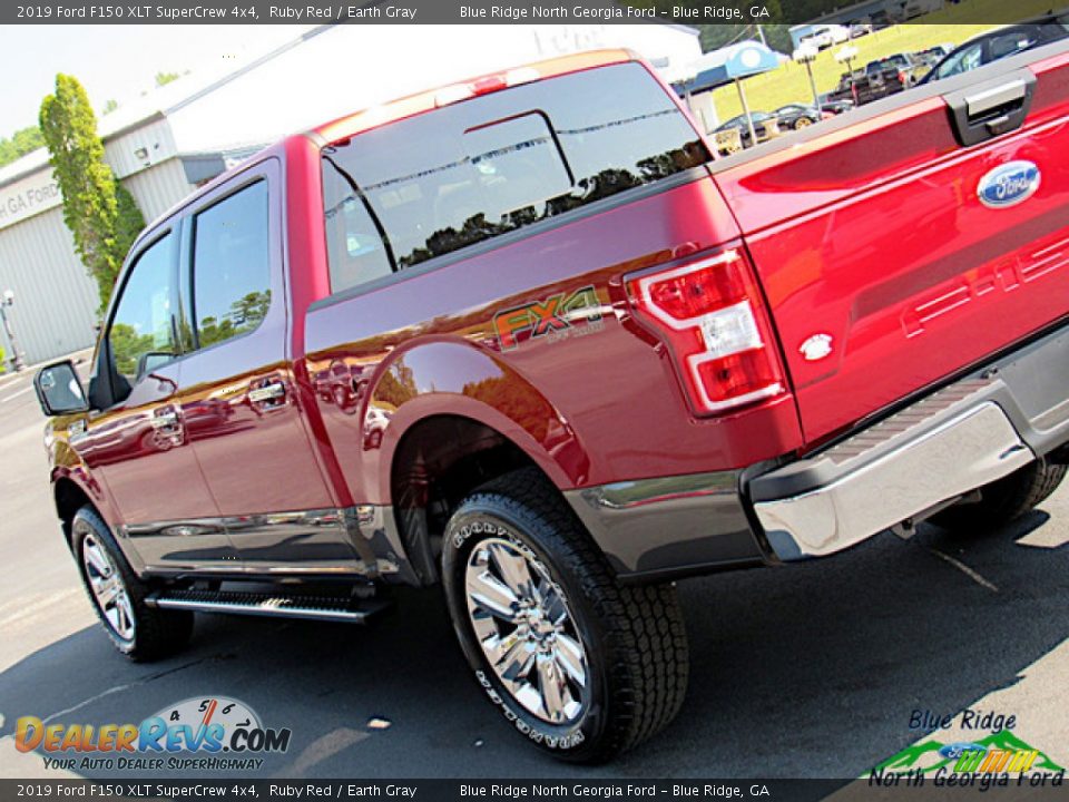 2019 Ford F150 XLT SuperCrew 4x4 Ruby Red / Earth Gray Photo #33