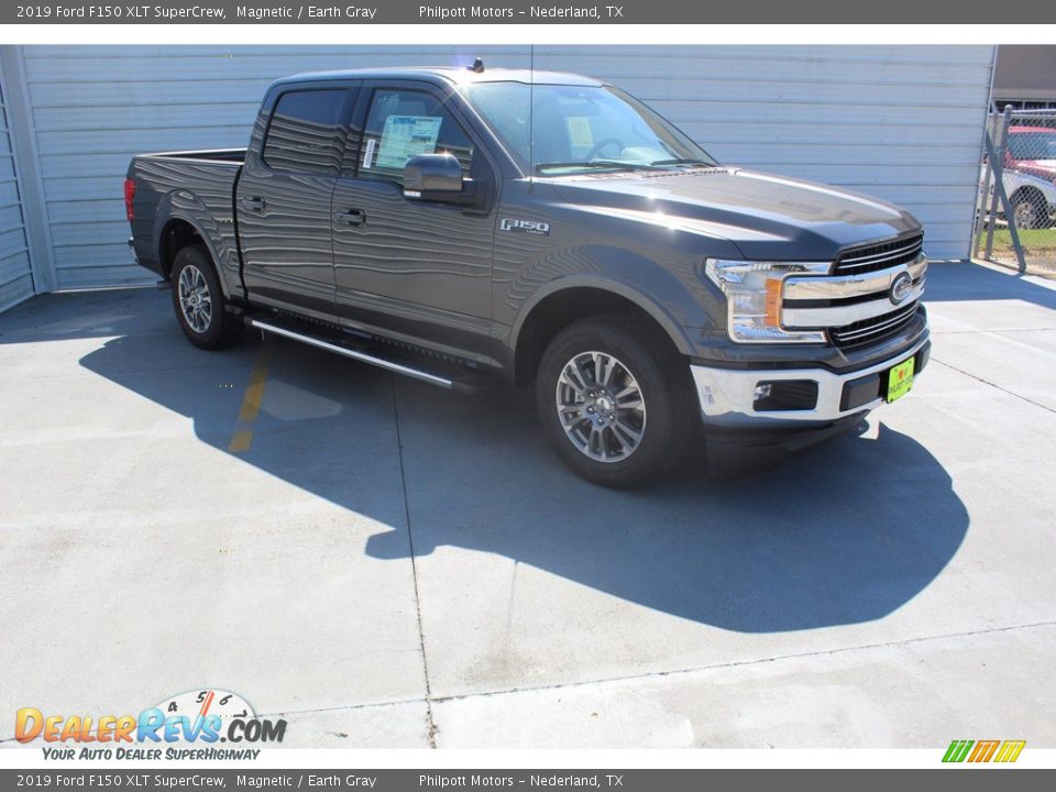 2019 Ford F150 XLT SuperCrew Magnetic / Earth Gray Photo #2