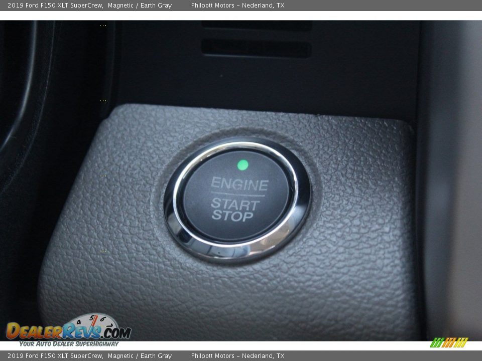 2019 Ford F150 XLT SuperCrew Magnetic / Earth Gray Photo #17