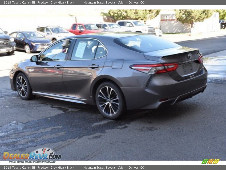 2018 Toyota Camry SE Predawn Gray Mica / Black Photo #4