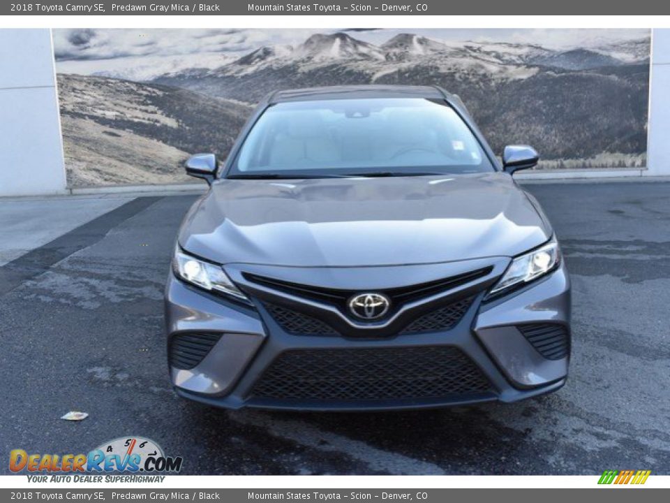 2018 Toyota Camry SE Predawn Gray Mica / Black Photo #8