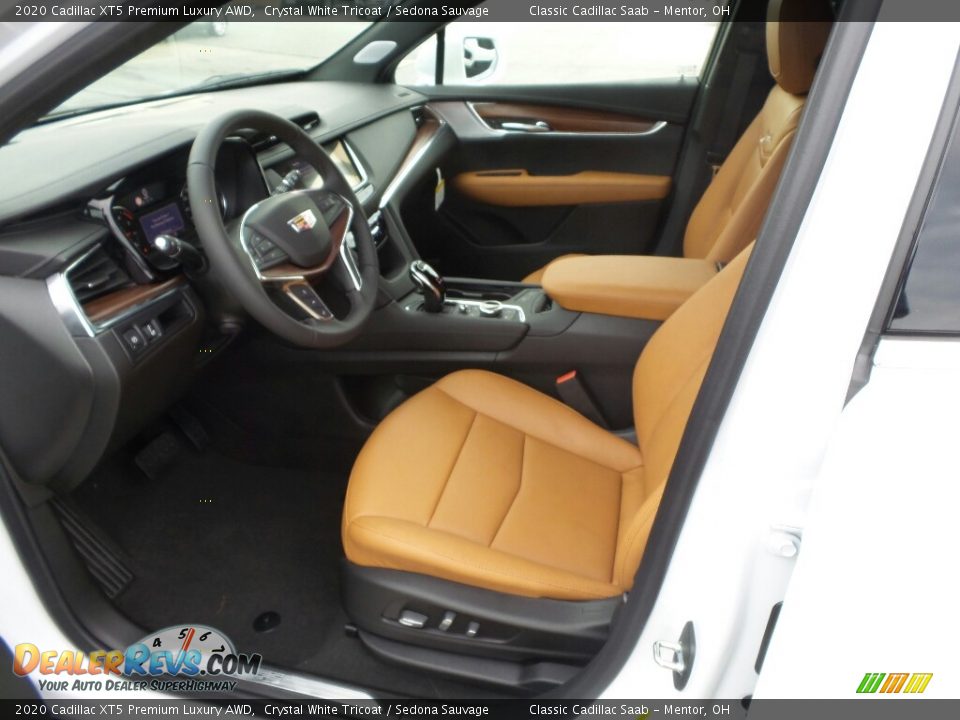 Front Seat of 2020 Cadillac XT5 Premium Luxury AWD Photo #3