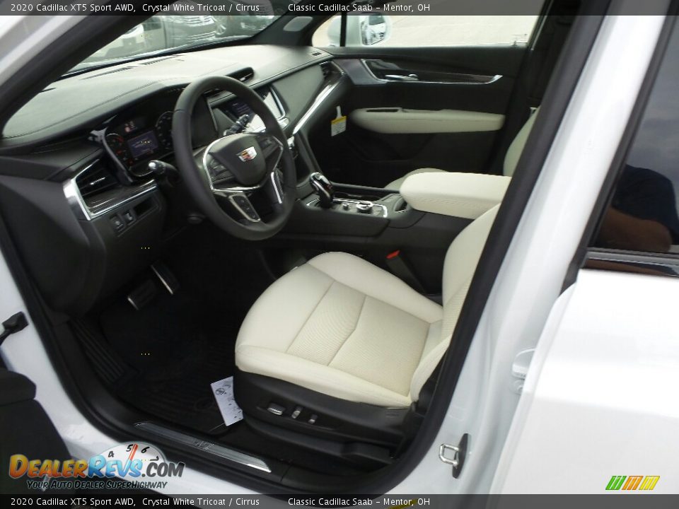 2020 Cadillac XT5 Sport AWD Crystal White Tricoat / Cirrus Photo #3