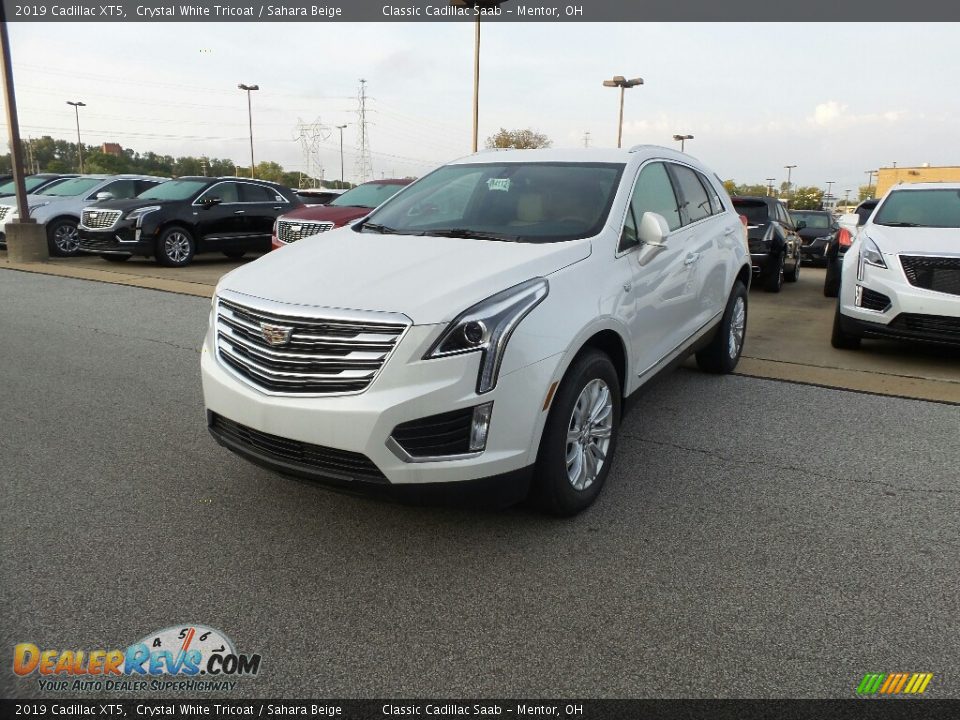 2019 Cadillac XT5 Crystal White Tricoat / Sahara Beige Photo #1