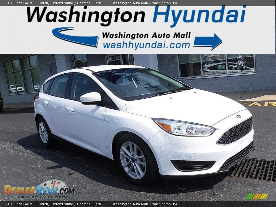 2018 Ford Focus SE Hatch Oxford White / Charcoal Black Photo #1