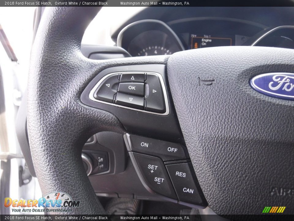 2018 Ford Focus SE Hatch Oxford White / Charcoal Black Photo #20