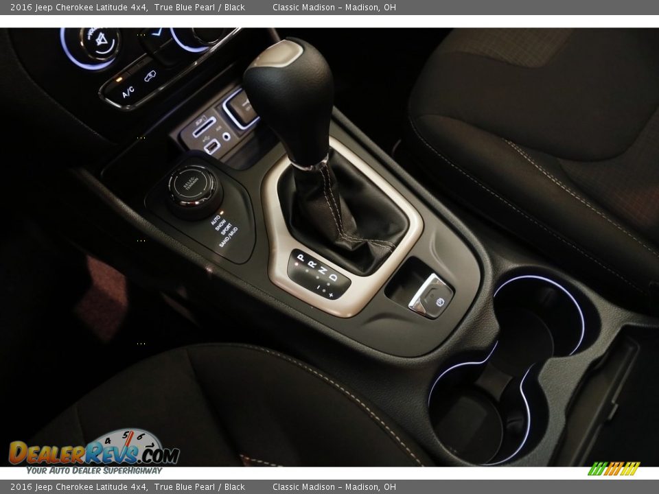 2016 Jeep Cherokee Latitude 4x4 True Blue Pearl / Black Photo #16
