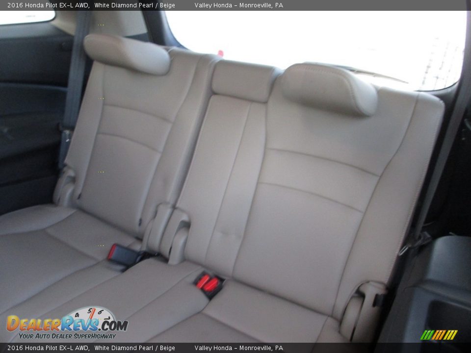 2016 Honda Pilot EX-L AWD White Diamond Pearl / Beige Photo #13