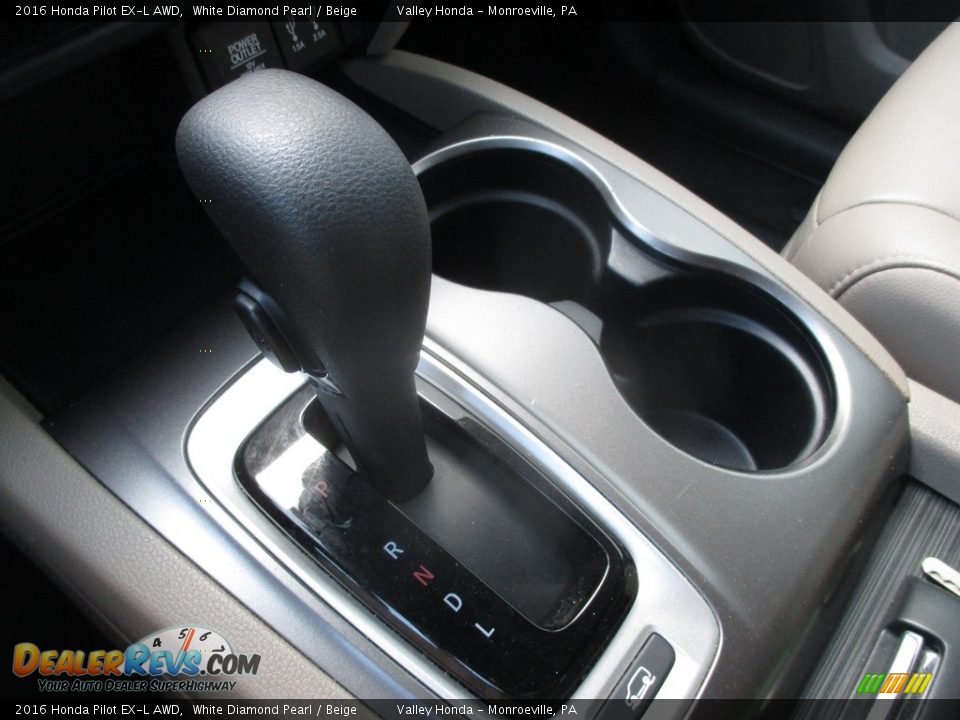 2016 Honda Pilot EX-L AWD White Diamond Pearl / Beige Photo #18
