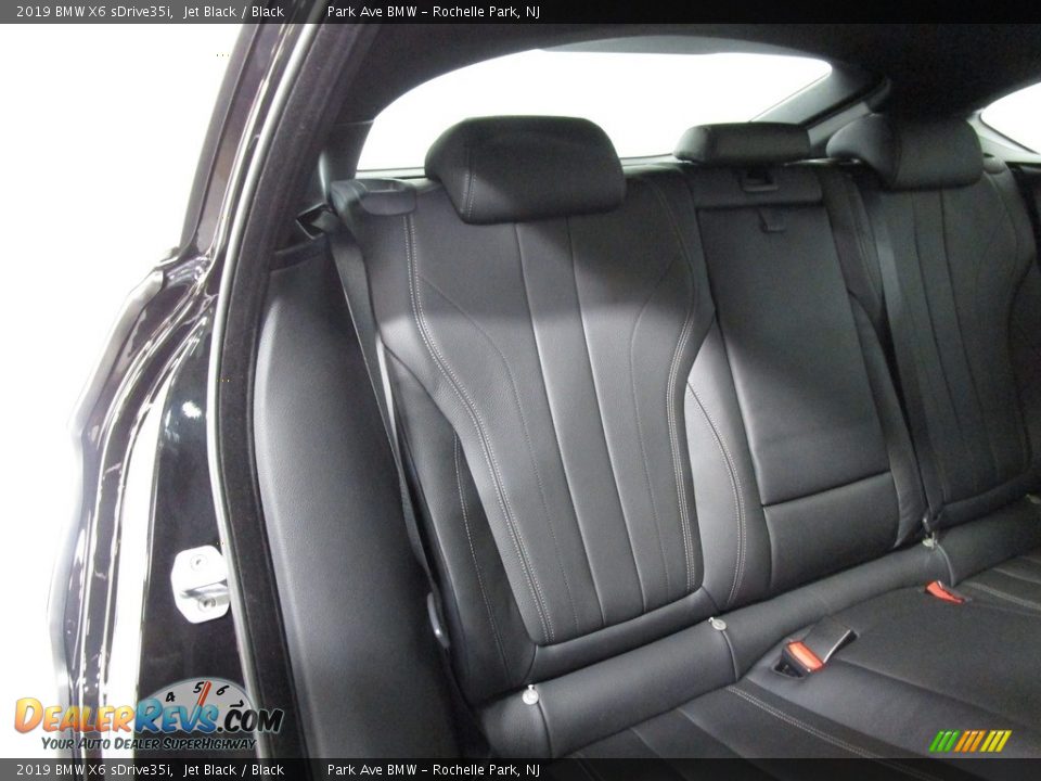 2019 BMW X6 sDrive35i Jet Black / Black Photo #17