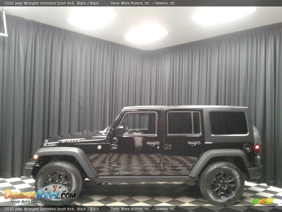 2016 Jeep Wrangler Unlimited Sport 4x4 Black / Black Photo #1