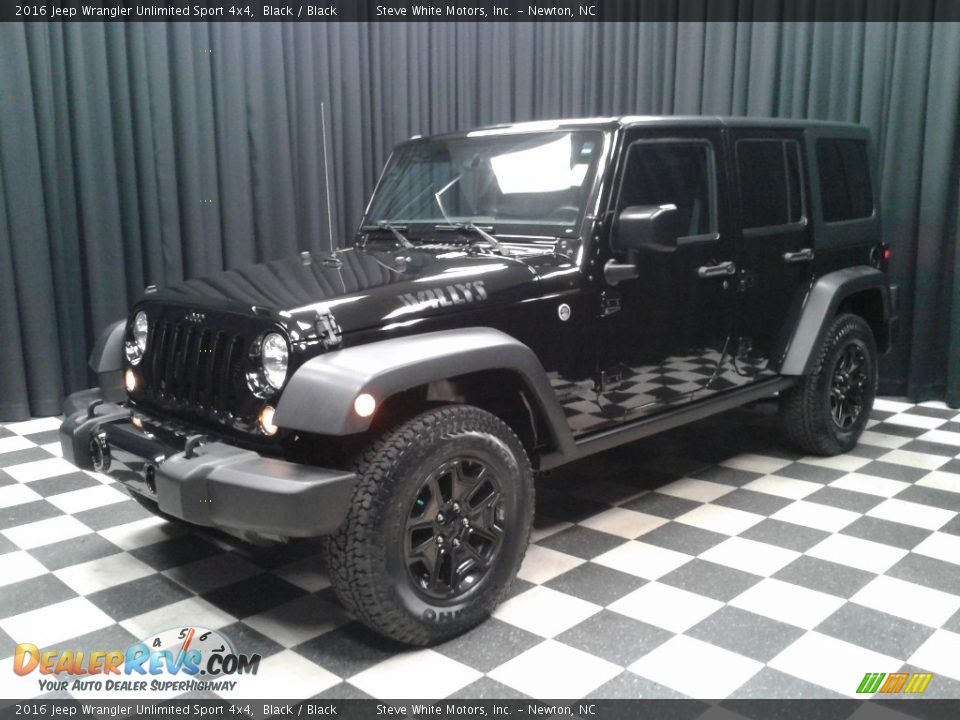 2016 Jeep Wrangler Unlimited Sport 4x4 Black / Black Photo #2