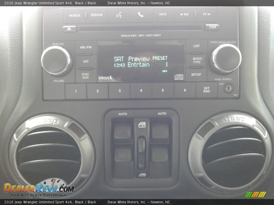 2016 Jeep Wrangler Unlimited Sport 4x4 Black / Black Photo #21