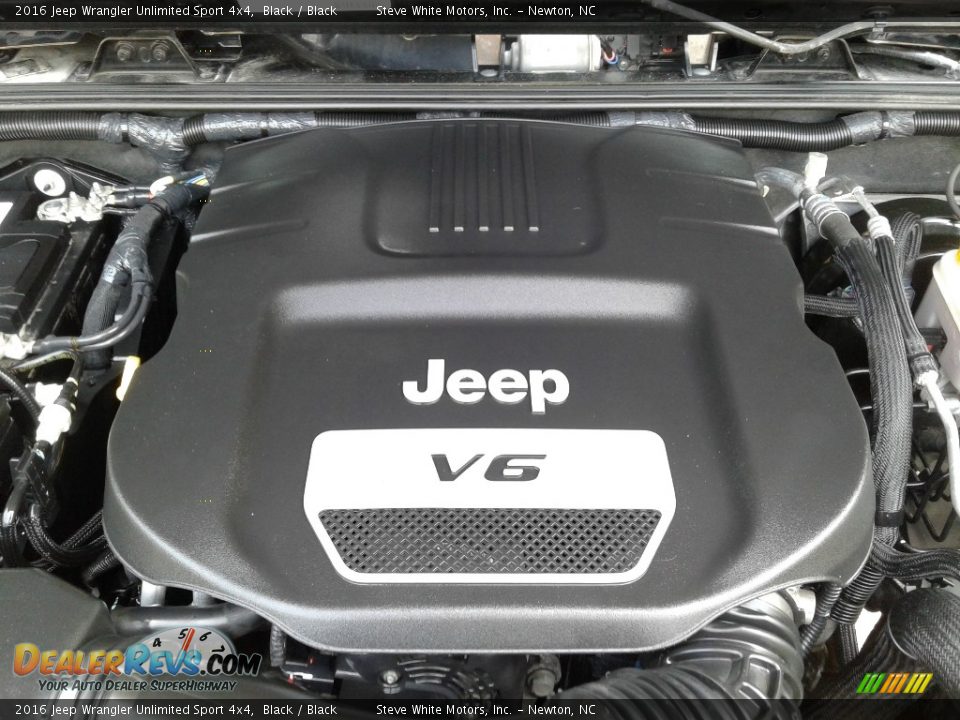 2016 Jeep Wrangler Unlimited Sport 4x4 Black / Black Photo #26
