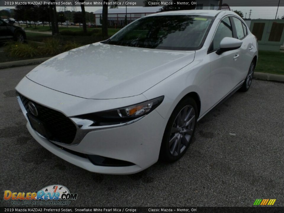 2019 Mazda MAZDA3 Preferred Sedan Snowflake White Pearl Mica / Greige Photo #4