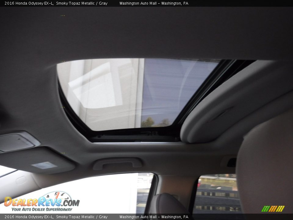 2016 Honda Odyssey EX-L Smoky Topaz Metallic / Gray Photo #12