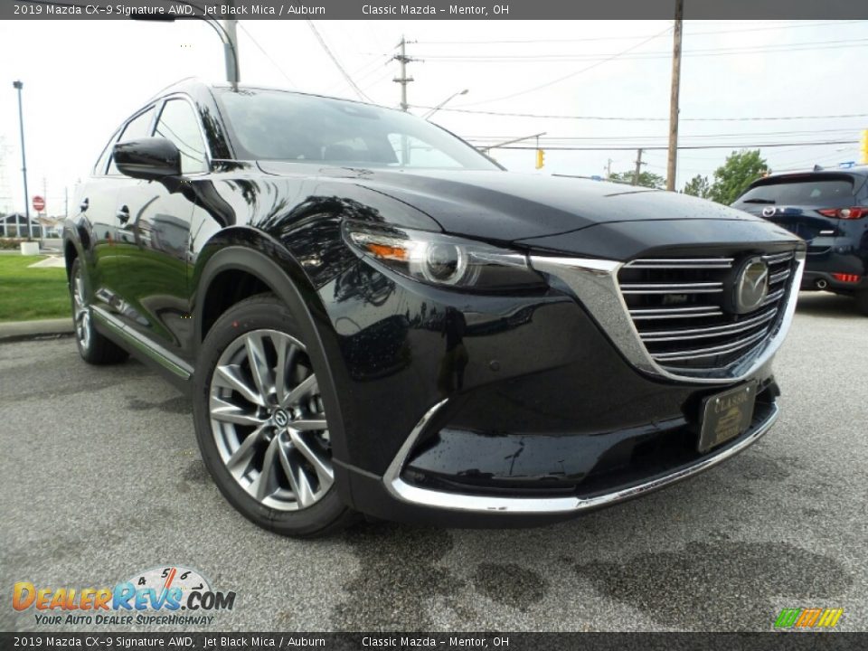 Front 3/4 View of 2019 Mazda CX-9 Signature AWD Photo #1