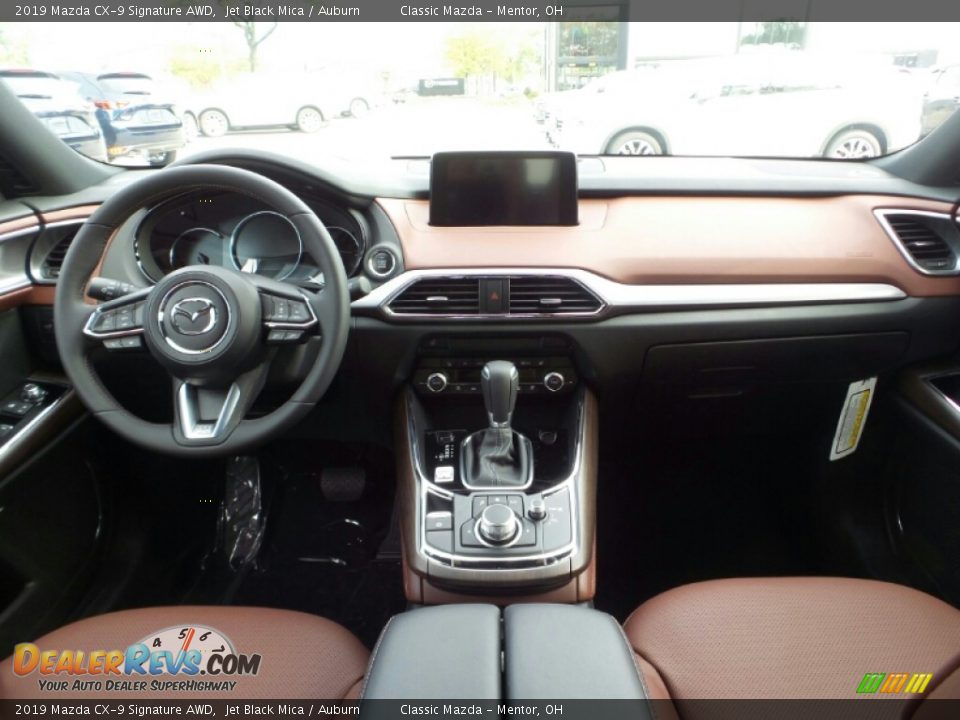 Dashboard of 2019 Mazda CX-9 Signature AWD Photo #10