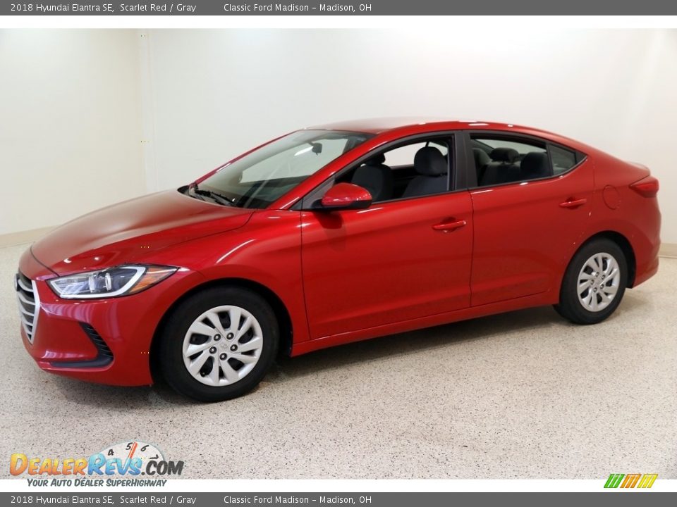 2018 Hyundai Elantra SE Scarlet Red / Gray Photo #3