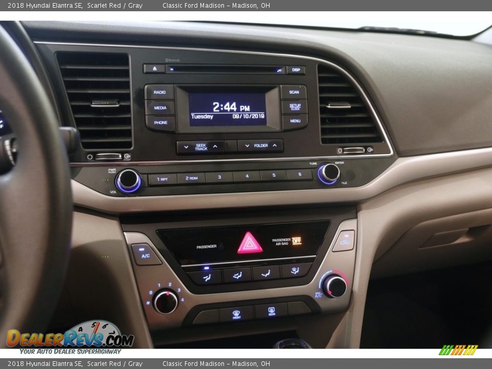 2018 Hyundai Elantra SE Scarlet Red / Gray Photo #8