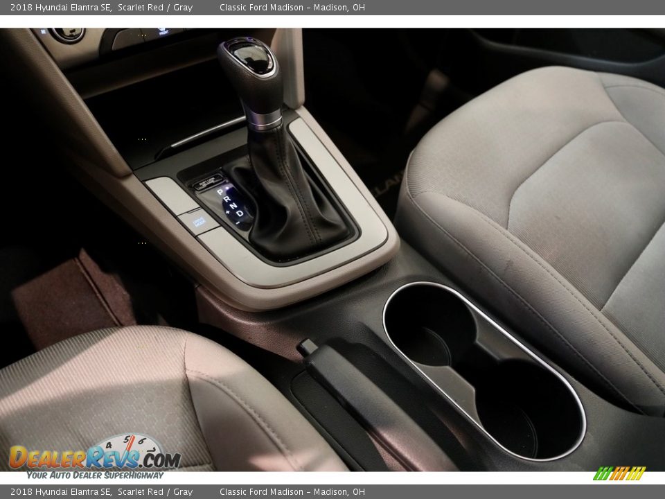2018 Hyundai Elantra SE Scarlet Red / Gray Photo #9