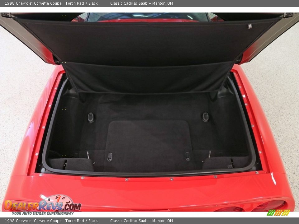 1998 Chevrolet Corvette Coupe Torch Red / Black Photo #16