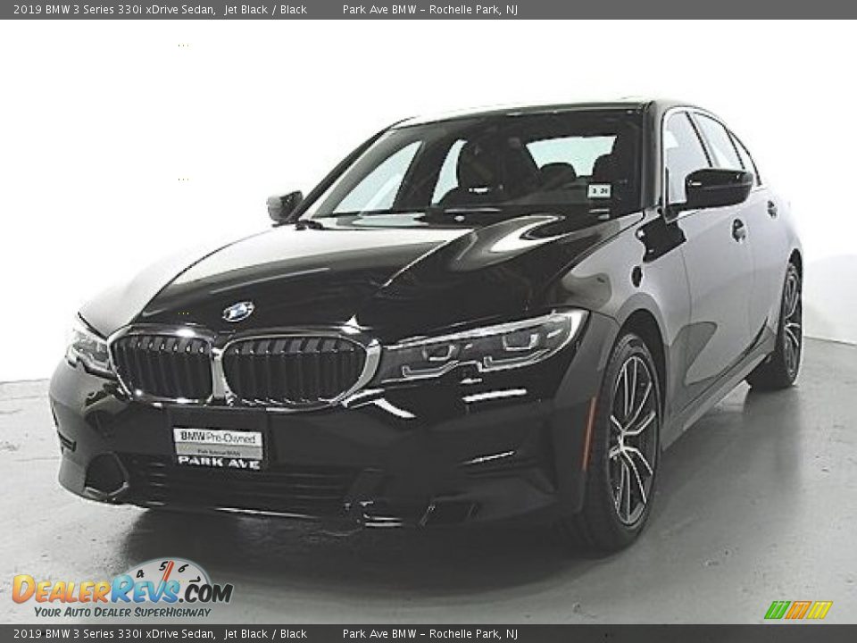 2019 BMW 3 Series 330i xDrive Sedan Jet Black / Black Photo #1