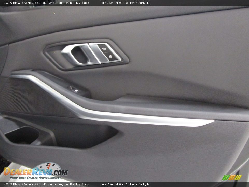 2019 BMW 3 Series 330i xDrive Sedan Jet Black / Black Photo #14