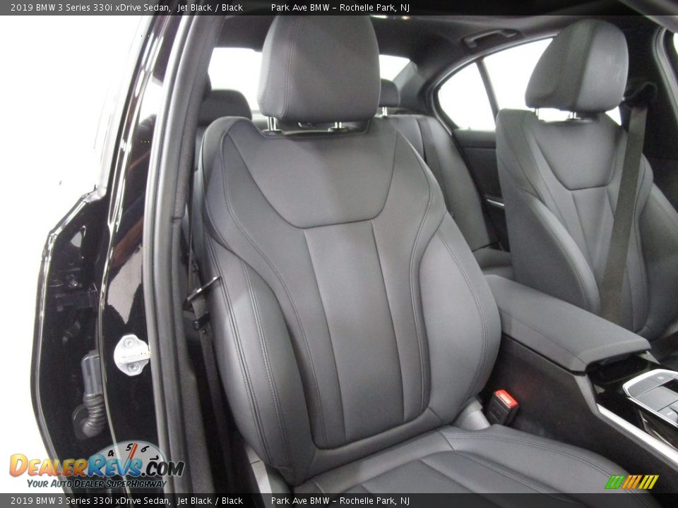 2019 BMW 3 Series 330i xDrive Sedan Jet Black / Black Photo #15