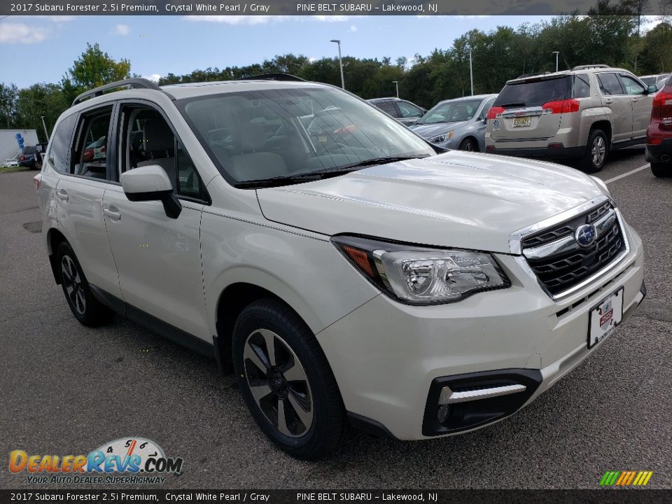 2017 Subaru Forester 2.5i Premium Crystal White Pearl / Gray Photo #1
