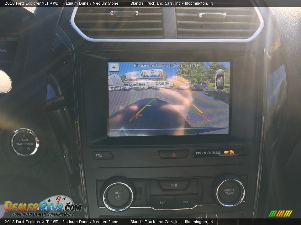 2018 Ford Explorer XLT 4WD Platinum Dune / Medium Stone Photo #23