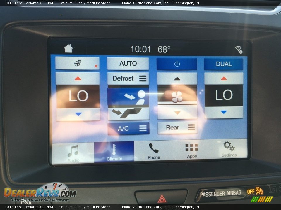 2018 Ford Explorer XLT 4WD Platinum Dune / Medium Stone Photo #24