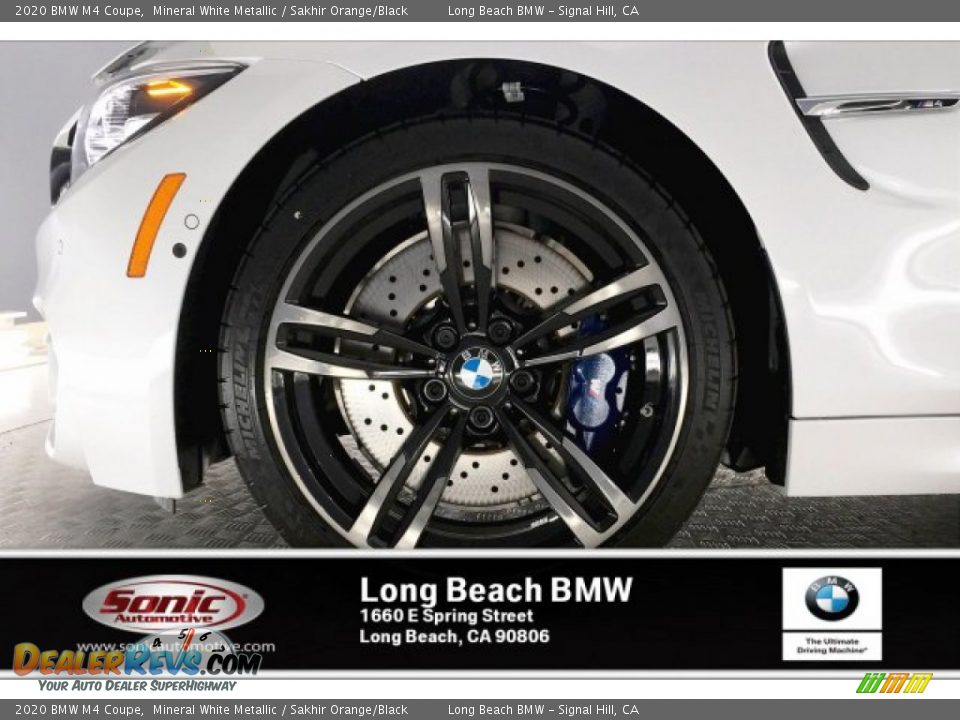 2020 BMW M4 Coupe Mineral White Metallic / Sakhir Orange/Black Photo #9