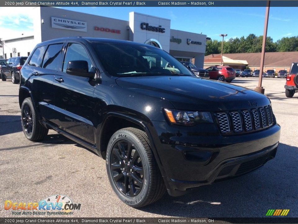 2020 Jeep Grand Cherokee Altitude 4x4 Diamond Black Crystal Pearl / Black Photo #1