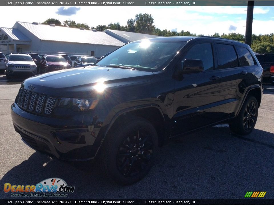 2020 Jeep Grand Cherokee Altitude 4x4 Diamond Black Crystal Pearl / Black Photo #5