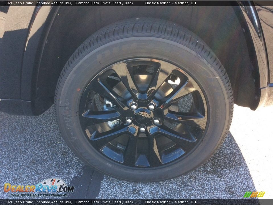2020 Jeep Grand Cherokee Altitude 4x4 Diamond Black Crystal Pearl / Black Photo #9