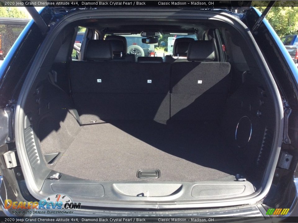 2020 Jeep Grand Cherokee Altitude 4x4 Diamond Black Crystal Pearl / Black Photo #19