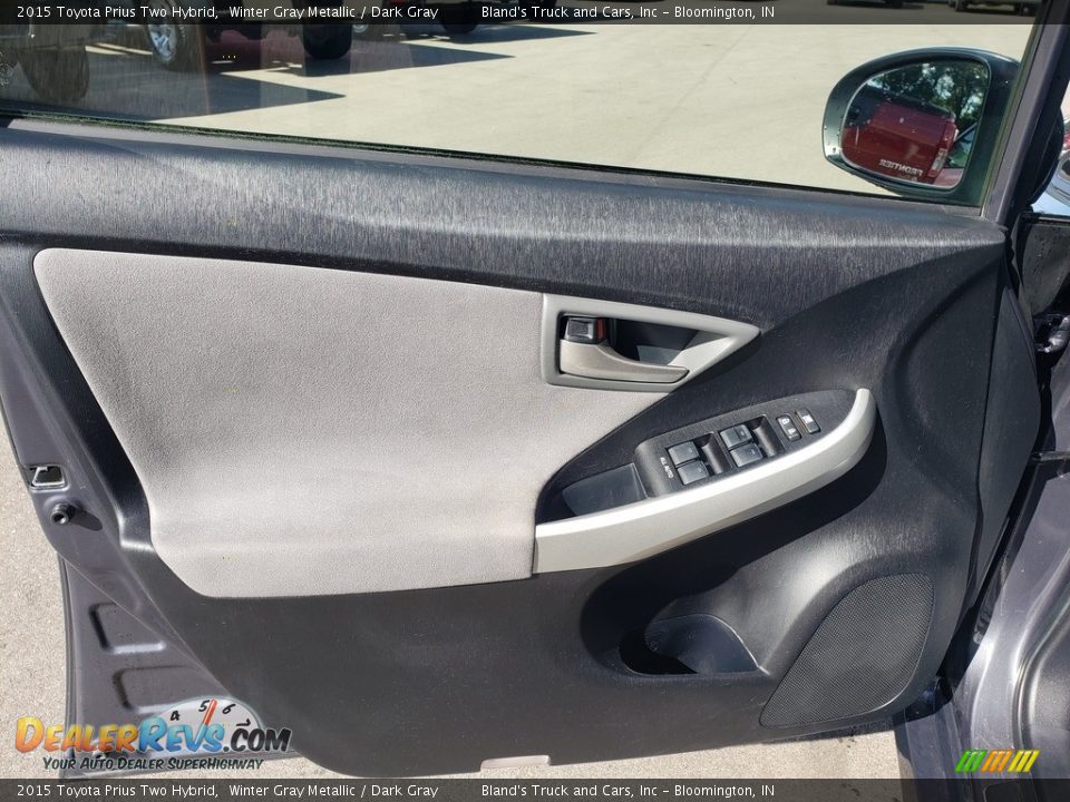 2015 Toyota Prius Two Hybrid Winter Gray Metallic / Dark Gray Photo #4