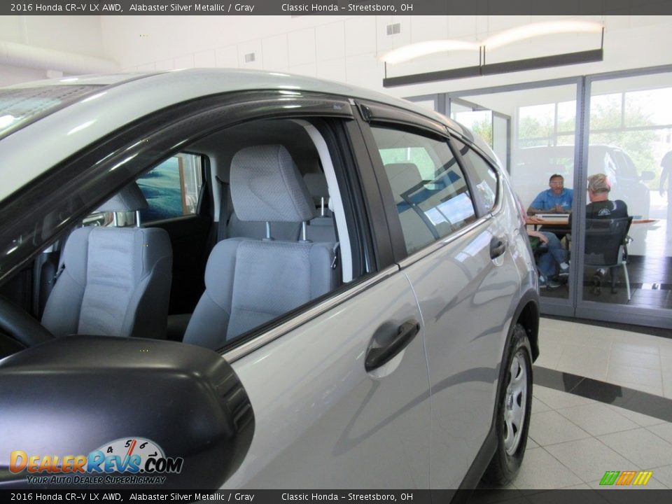 2016 Honda CR-V LX AWD Alabaster Silver Metallic / Gray Photo #8