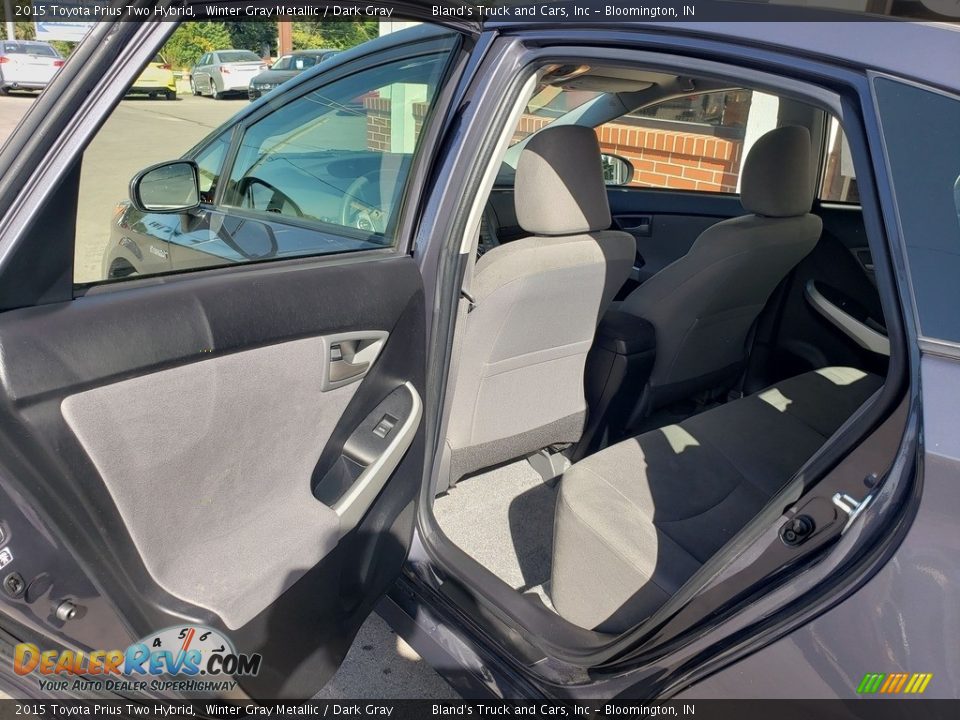 2015 Toyota Prius Two Hybrid Winter Gray Metallic / Dark Gray Photo #28