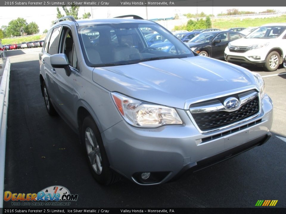 2016 Subaru Forester 2.5i Limited Ice Silver Metallic / Gray Photo #6