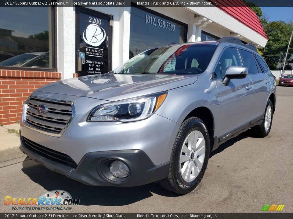 2017 Subaru Outback 2.5i Premium Ice Silver Metallic / Slate Black Photo #2