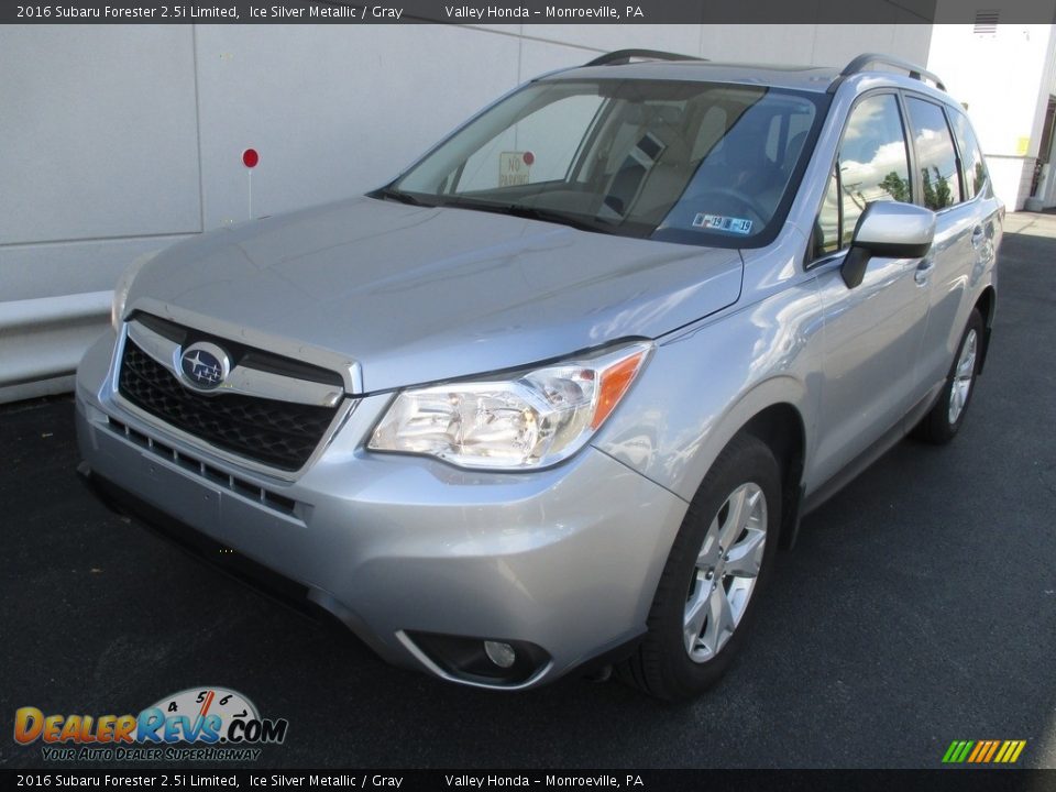 2016 Subaru Forester 2.5i Limited Ice Silver Metallic / Gray Photo #8