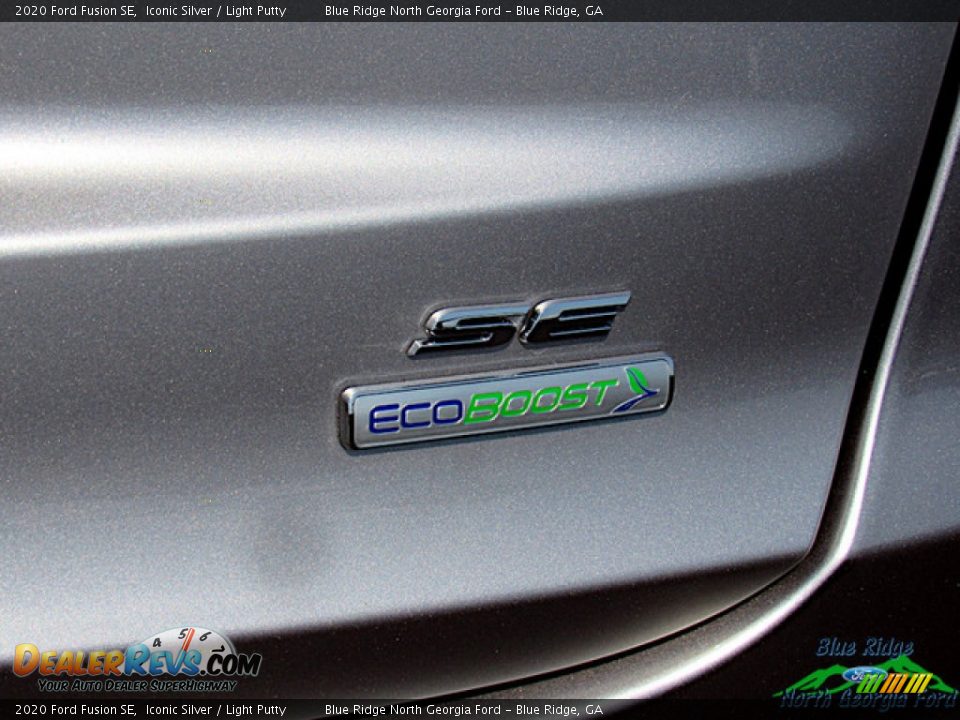 2020 Ford Fusion SE Iconic Silver / Light Putty Photo #35