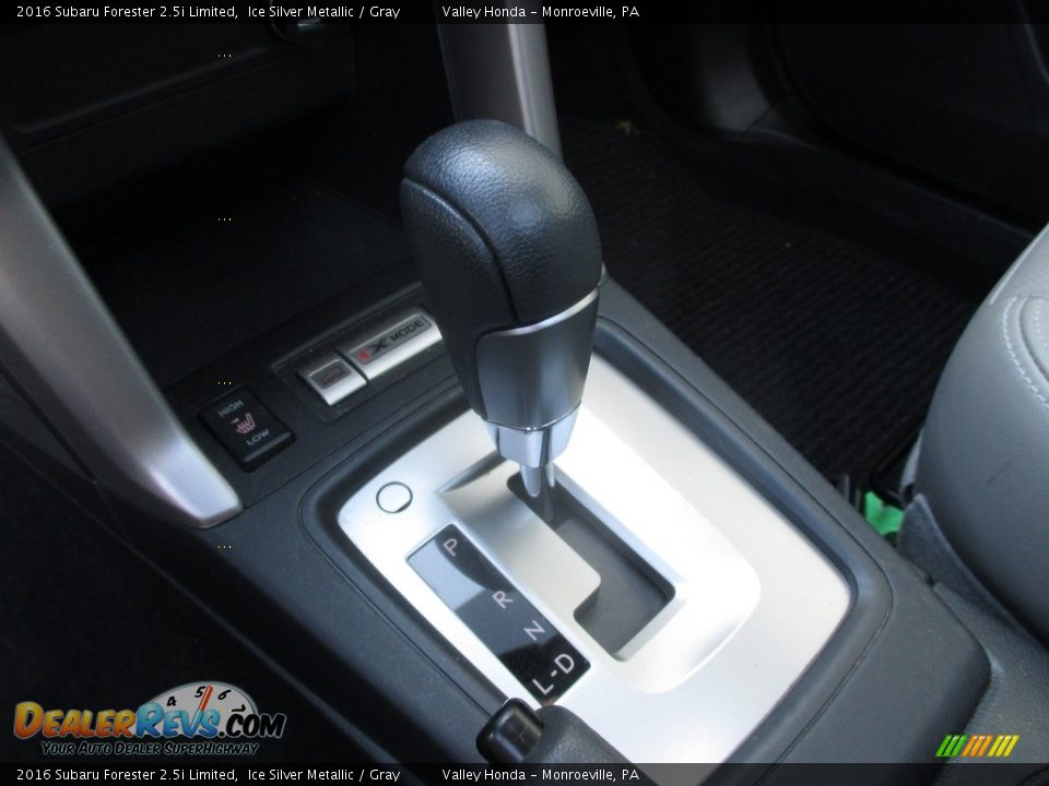 2016 Subaru Forester 2.5i Limited Ice Silver Metallic / Gray Photo #14